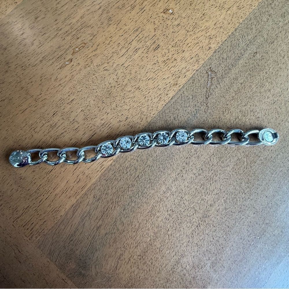 Cache Silver Rhinestone thick chain link Bracelet magnetic closure - Picture 3 of 6
